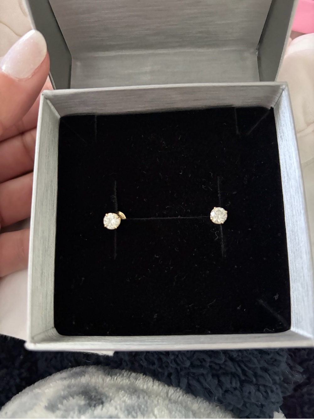 1.16 lab grown diamond earrings